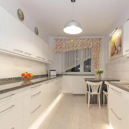 95 M2 - 300 Metrow Od Morza, 50 Metrow Od Jeziora Jamno * Mielno (Koszalin)